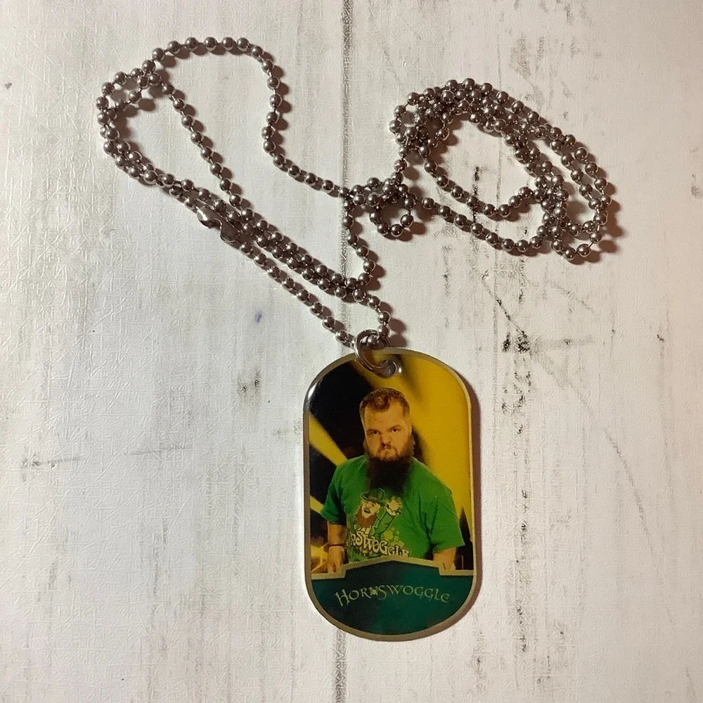2012 Topps WWE Hornswoggle Chain Dog-tag Necklace